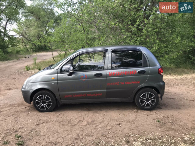 Серый Дэу Матиз, объемом двигателя 0.8 л и пробегом 150 тыс. км за 2700 $, фото 1 на Automoto.ua
