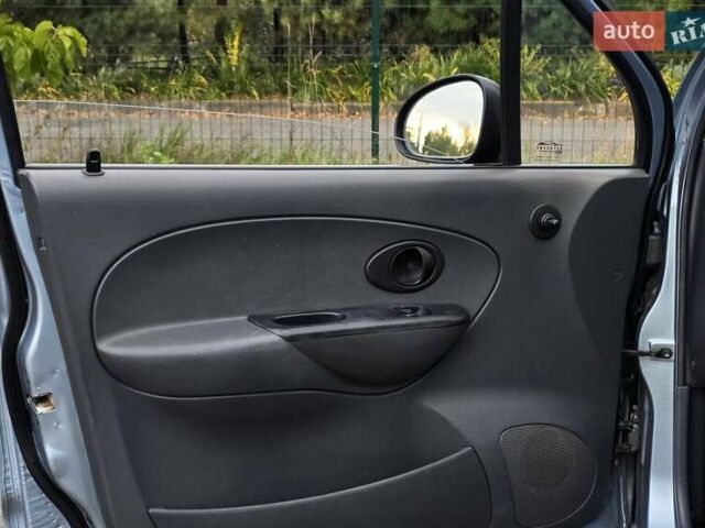 Сірий Деу Матіз, об'ємом двигуна 0.8 л та пробігом 139 тис. км за 1999 $, фото 17 на Automoto.ua