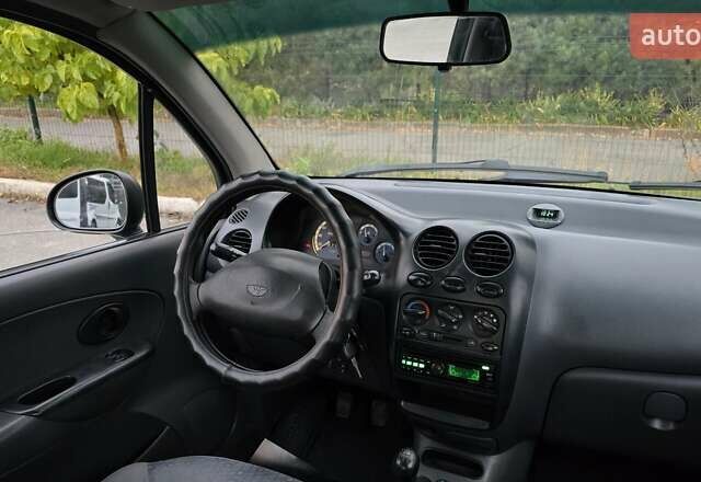 Сірий Деу Матіз, об'ємом двигуна 0.8 л та пробігом 139 тис. км за 1999 $, фото 35 на Automoto.ua