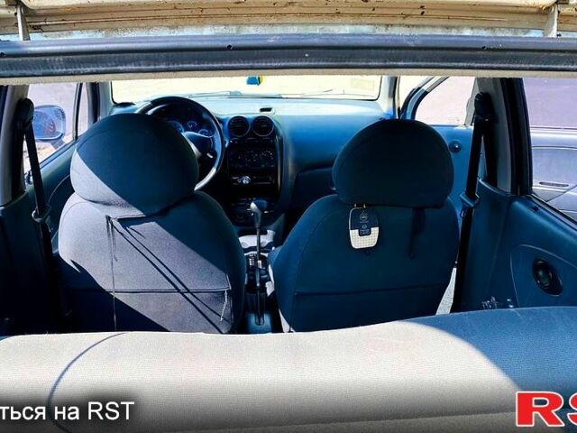 Сірий Деу Матіз, об'ємом двигуна 0.8 л та пробігом 125 тис. км за 1999 $, фото 2 на Automoto.ua