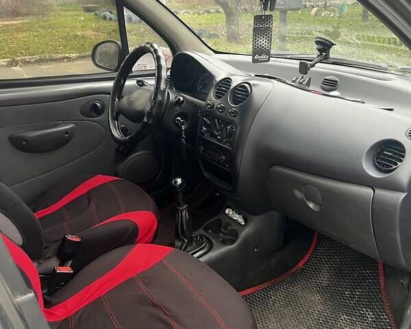 Сірий Деу Матіз, об'ємом двигуна 0.8 л та пробігом 94 тис. км за 3300 $, фото 4 на Automoto.ua