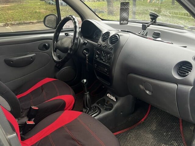 Серый Дэу Матиз, объемом двигателя 0.8 л и пробегом 777 тыс. км за 3300 $, фото 2 на Automoto.ua