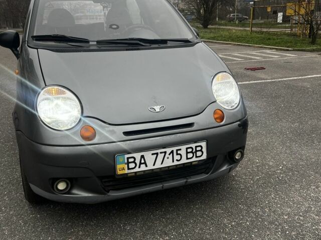 Серый Дэу Матиз, объемом двигателя 0.8 л и пробегом 777 тыс. км за 3300 $, фото 5 на Automoto.ua