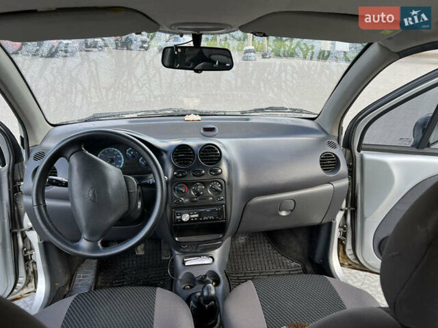 Дэу Матиз 2013 в Полтаве на Automoto.ua Серый Дэу Матиз, объемом двигателя 0.8 л и пробегом 76 тыс. км за 2200 $, фото 12 на Automoto.ua