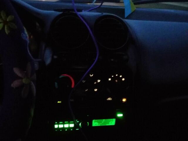 Сірий Деу Матіз, об'ємом двигуна 1 л та пробігом 77 тис. км за 2000 $, фото 5 на Automoto.ua