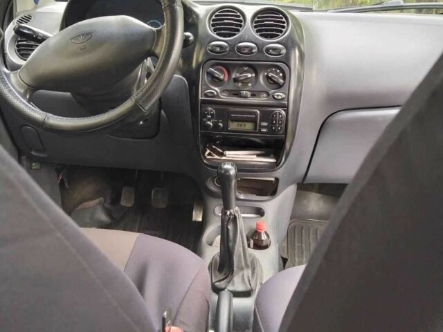 Дэу Матиз 2006 в Кропивницком (Кировограде) на Automoto.ua Серый Дэу Матиз, объемом двигателя 8 л и пробегом 228 тыс. км за 1800 $, фото 4 на Automoto.ua