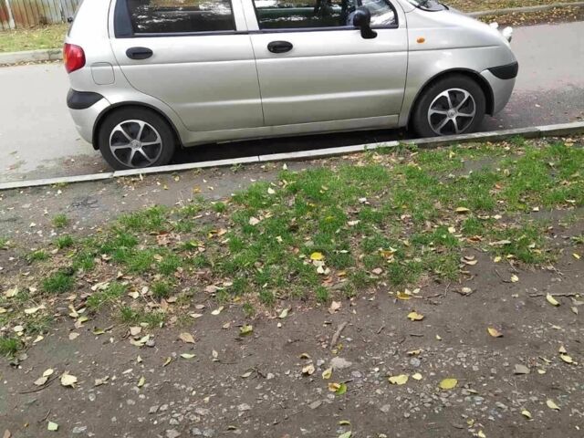 Дэу Матиз 2006 в Кропивницком (Кировограде) на Automoto.ua Серый Дэу Матиз, объемом двигателя 8 л и пробегом 228 тыс. км за 1800 $, фото 3 на Automoto.ua
