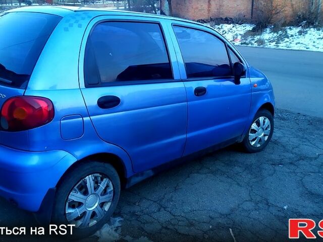 Синий Дэу Матиз, объемом двигателя 0.8 л и пробегом 250 тыс. км за 1550 $, фото 4 на Automoto.ua
