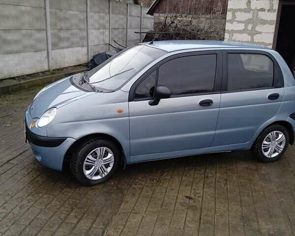 Синий Дэу Матиз, объемом двигателя 0.8 л и пробегом 120 тыс. км за 2200 $, фото 2 на Automoto.ua