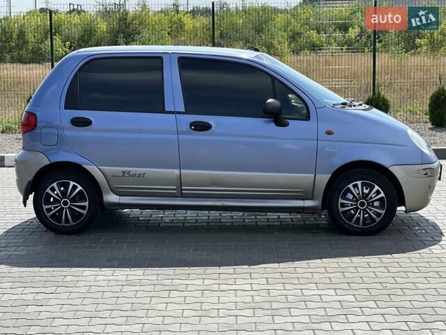 Дэу Матиз 2006 в Желтых Водах на Automoto.ua Синий Дэу Матиз, объемом двигателя 1 л и пробегом 128 тыс. км за 2100 $, фото 1 на Automoto.ua