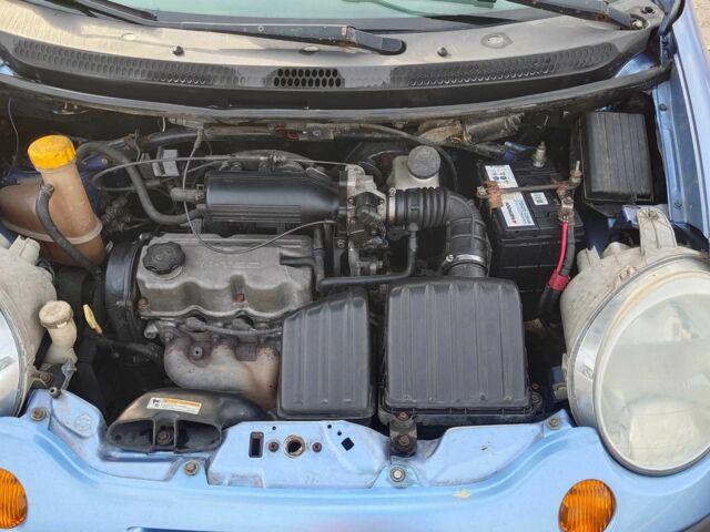 Синий Дэу Матиз, объемом двигателя 0.8 л и пробегом 201 тыс. км за 2000 $, фото 4 на Automoto.ua