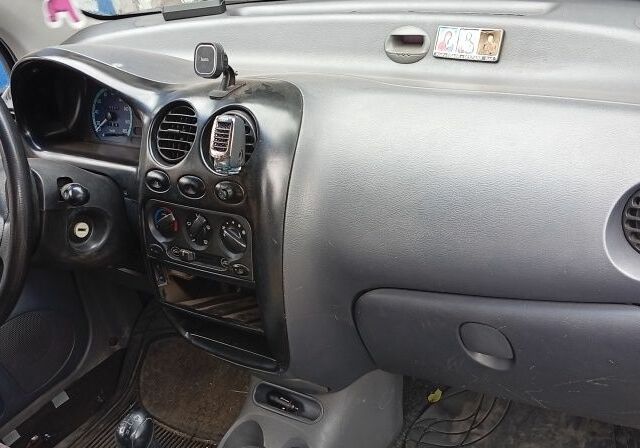 Синий Дэу Матиз, объемом двигателя 8 л и пробегом 145 тыс. км за 1898 $, фото 3 на Automoto.ua