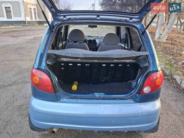 Синий Дэу Матиз, объемом двигателя 1 л и пробегом 173 тыс. км за 2450 $, фото 5 на Automoto.ua