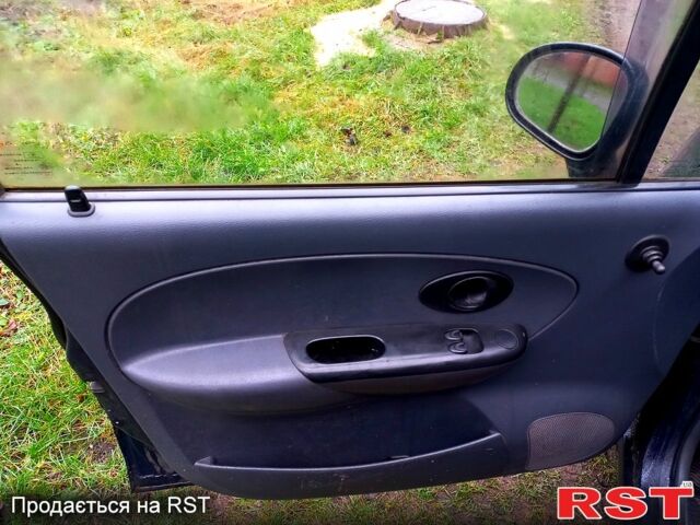 Синій Деу Матіз, об'ємом двигуна 0.8 л та пробігом 106 тис. км за 1650 $, фото 6 на Automoto.ua