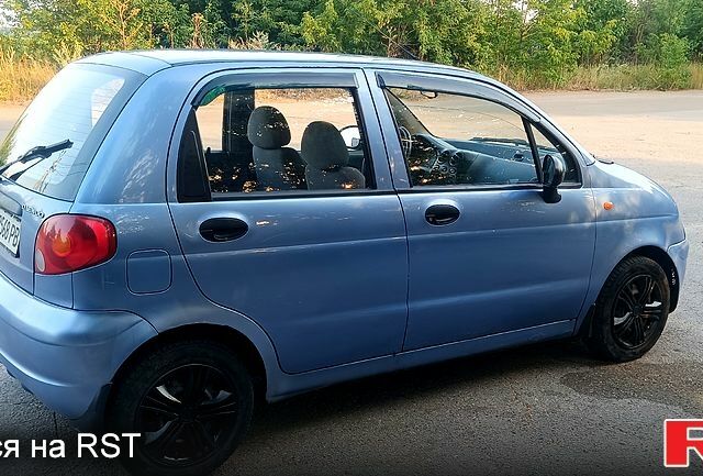 Синий Дэу Матиз, объемом двигателя 0.8 л и пробегом 105 тыс. км за 2700 $, фото 3 на Automoto.ua