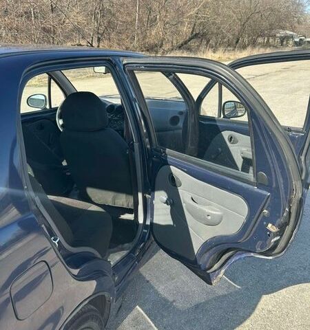 Синий Дэу Матиз, объемом двигателя 0.8 л и пробегом 150 тыс. км за 2800 $, фото 6 на Automoto.ua