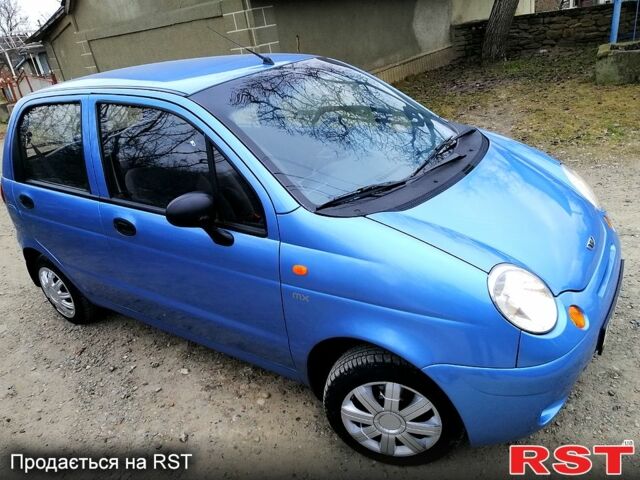 Синий Дэу Матиз, объемом двигателя 8 л и пробегом 73 тыс. км за 2880 $, фото 3 на Automoto.ua