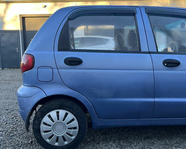 Синий Дэу Матиз, объемом двигателя 0.8 л и пробегом 100 тыс. км за 2600 $, фото 3 на Automoto.ua