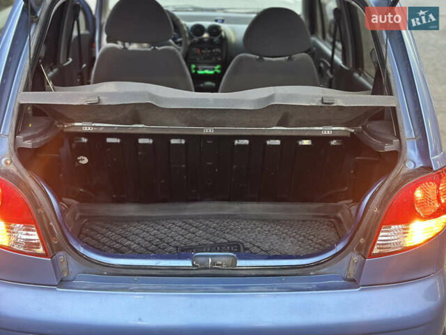 Синий Дэу Матиз, объемом двигателя 0.8 л и пробегом 150 тыс. км за 2700 $, фото 6 на Automoto.ua