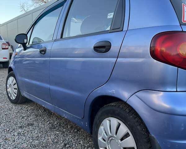 Синий Дэу Матиз, объемом двигателя 0.8 л и пробегом 100 тыс. км за 2600 $, фото 4 на Automoto.ua