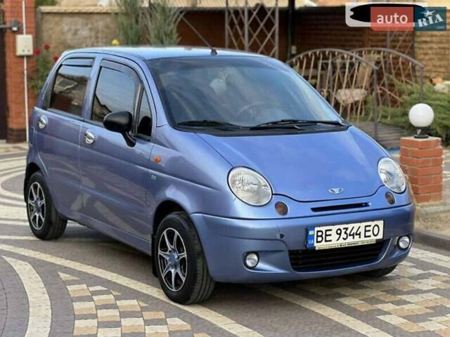 Синий Дэу Матиз, объемом двигателя 0.8 л и пробегом 150 тыс. км за 3000 $, фото 2 на Automoto.ua