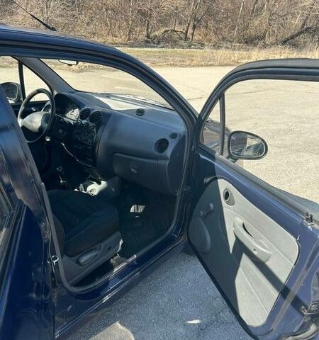 Синий Дэу Матиз, объемом двигателя 0.8 л и пробегом 150 тыс. км за 2800 $, фото 3 на Automoto.ua