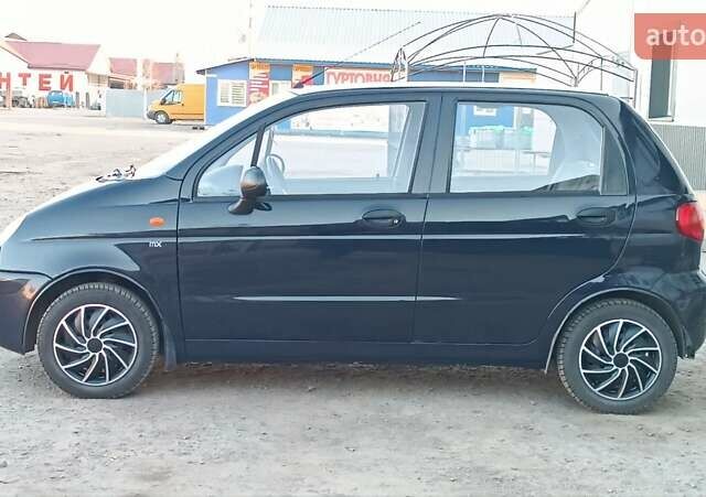 Синій Деу Матіз, об'ємом двигуна 0.8 л та пробігом 130 тис. км за 1750 $, фото 4 на Automoto.ua