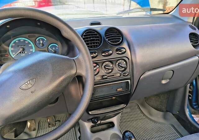 Синий Дэу Матиз, объемом двигателя 0.8 л и пробегом 139 тыс. км за 3200 $, фото 12 на Automoto.ua