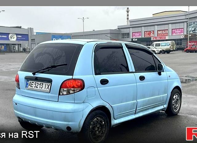 Синий Дэу Матиз, объемом двигателя 1 л и пробегом 191 тыс. км за 2000 $, фото 4 на Automoto.ua