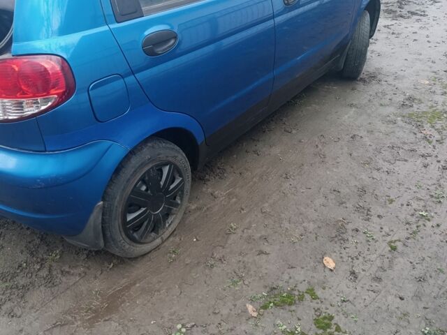 Синий Дэу Матиз, объемом двигателя 8 л и пробегом 108 тыс. км за 1450 $, фото 1 на Automoto.ua