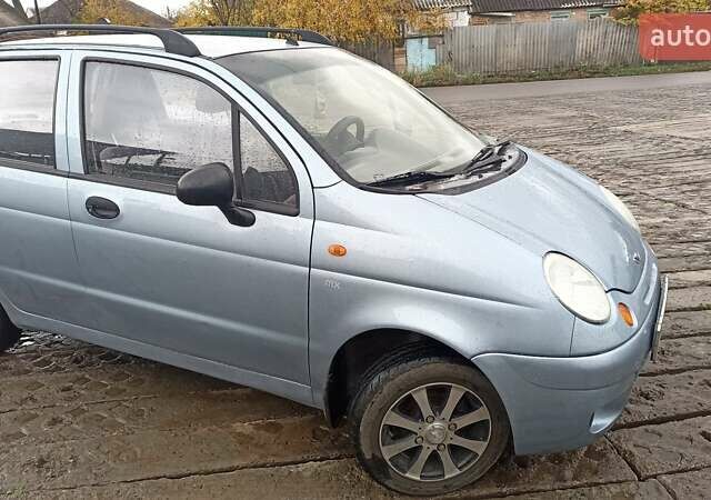 Синий Дэу Матиз, объемом двигателя 0.8 л и пробегом 106 тыс. км за 3100 $, фото 2 на Automoto.ua