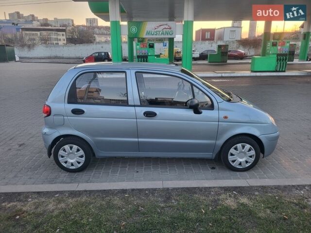 Синий Дэу Матиз, объемом двигателя 0.8 л и пробегом 48 тыс. км за 3400 $, фото 4 на Automoto.ua