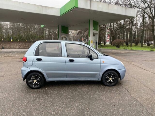 Синий Дэу Матиз, объемом двигателя 0.8 л и пробегом 130 тыс. км за 2600 $, фото 4 на Automoto.ua