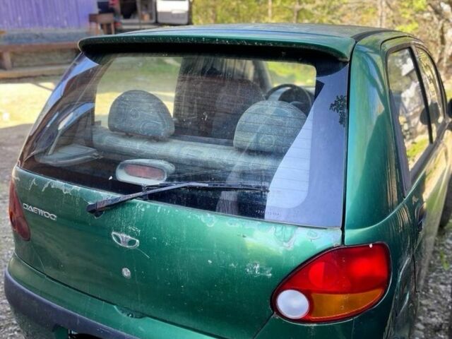 Зеленый Дэу Матиз, объемом двигателя 0.8 л и пробегом 100 тыс. км за 300 $, фото 1 на Automoto.ua