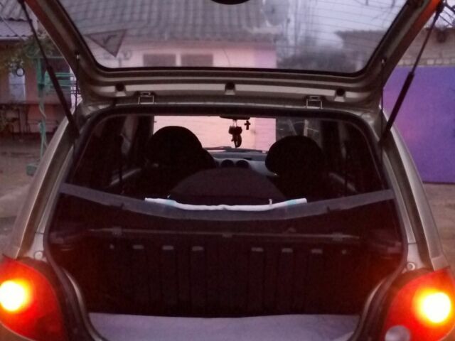 Зелений Деу Матіз, об'ємом двигуна 0.8 л та пробігом 100 тис. км за 2700 $, фото 4 на Automoto.ua