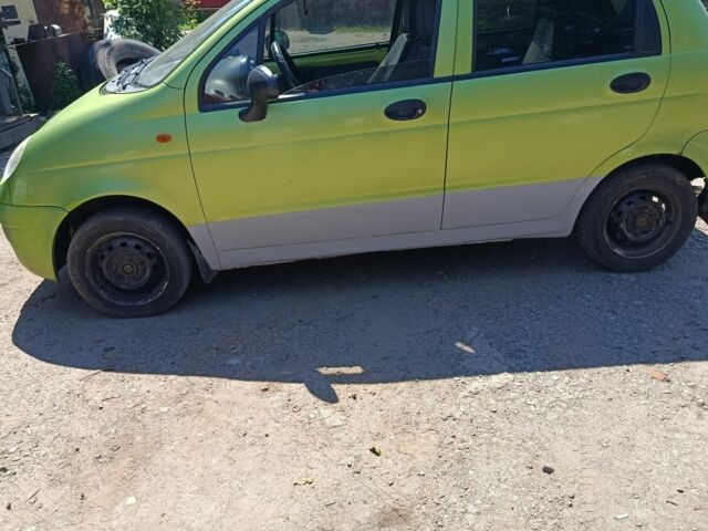 Зеленый Дэу Матиз, объемом двигателя 0.8 л и пробегом 121 тыс. км за 1000 $, фото 3 на Automoto.ua