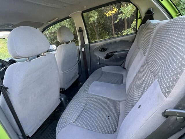 Зеленый Дэу Матиз, объемом двигателя 1.4 л и пробегом 140 тыс. км за 1800 $, фото 9 на Automoto.ua