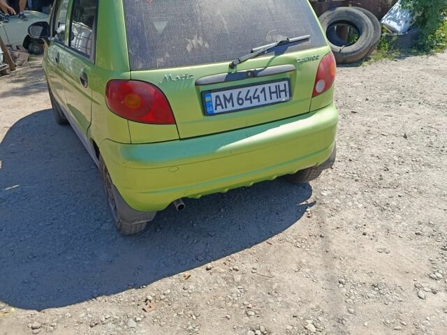 Зеленый Дэу Матиз, объемом двигателя 0.8 л и пробегом 121 тыс. км за 1000 $, фото 2 на Automoto.ua