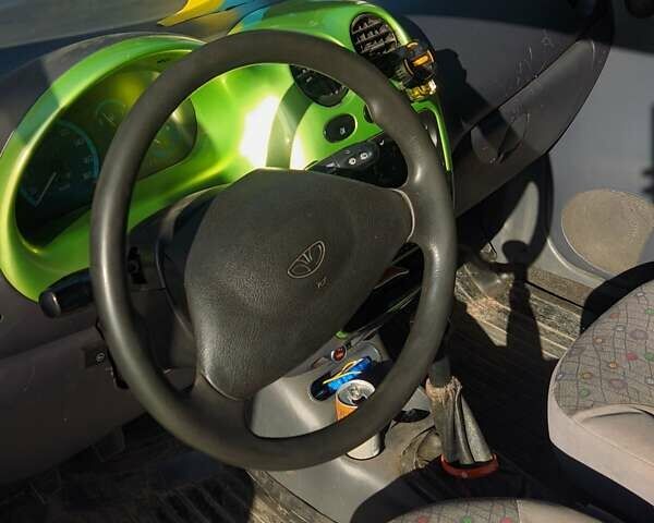 Зеленый Дэу Матиз, объемом двигателя 0.8 л и пробегом 292 тыс. км за 2200 $, фото 4 на Automoto.ua