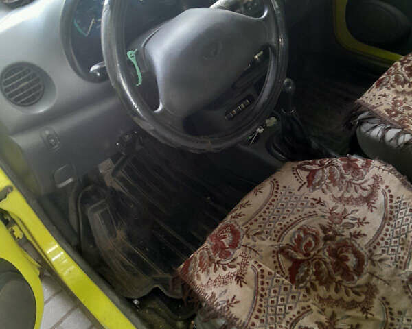 Зелений Деу Матіз, об'ємом двигуна 1 л та пробігом 130 тис. км за 2400 $, фото 1 на Automoto.ua