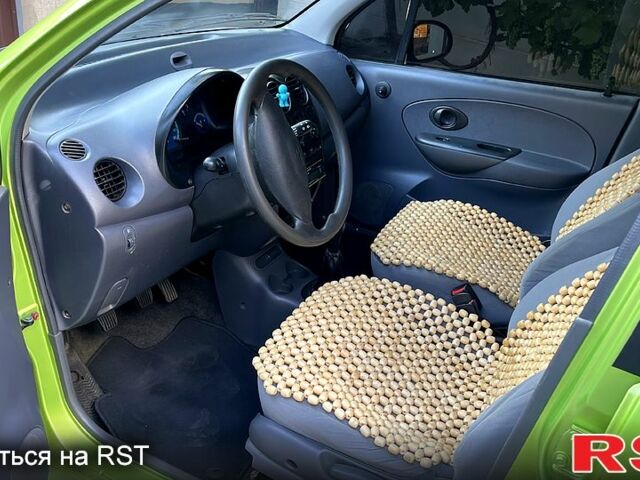 Зеленый Дэу Матиз, объемом двигателя 0.8 л и пробегом 150 тыс. км за 2200 $, фото 5 на Automoto.ua