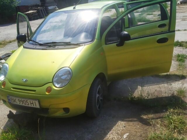 Зеленый Дэу Матиз, объемом двигателя 0.8 л и пробегом 106 тыс. км за 2200 $, фото 3 на Automoto.ua