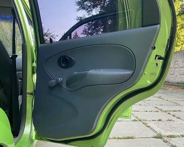 Зелений Деу Матіз, об'ємом двигуна 0.8 л та пробігом 182 тис. км за 2600 $, фото 3 на Automoto.ua