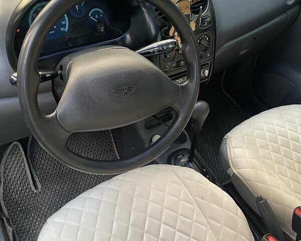 Зелений Деу Матіз, об'ємом двигуна 0.8 л та пробігом 170 тис. км за 2000 $, фото 8 на Automoto.ua