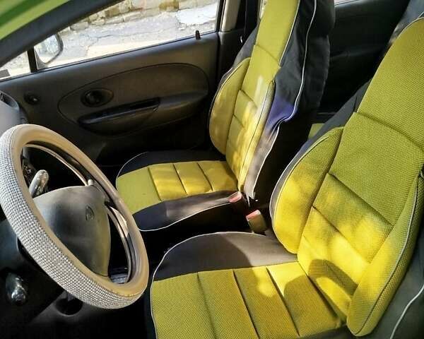 Зеленый Дэу Матиз, объемом двигателя 0.8 л и пробегом 250 тыс. км за 2500 $, фото 4 на Automoto.ua