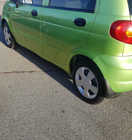 Зелений Деу Матіз, об'ємом двигуна 0.8 л та пробігом 98 тис. км за 2750 $, фото 2 на Automoto.ua