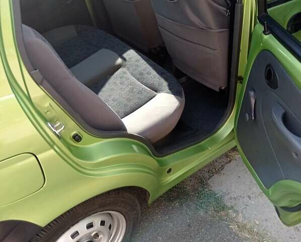 Зелений Деу Матіз, об'ємом двигуна 0.8 л та пробігом 157 тис. км за 2400 $, фото 3 на Automoto.ua