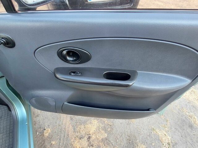 Зелений Деу Матіз, об'ємом двигуна 0.8 л та пробігом 103 тис. км за 3100 $, фото 8 на Automoto.ua