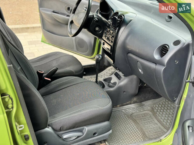 Зеленый Дэу Матиз, объемом двигателя 0.8 л и пробегом 170 тыс. км за 2900 $, фото 16 на Automoto.ua