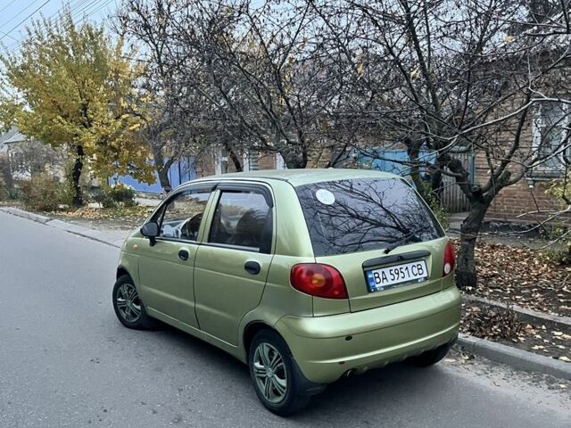 Зеленый Дэу Матиз, объемом двигателя 0.8 л и пробегом 140 тыс. км за 2300 $, фото 2 на Automoto.ua